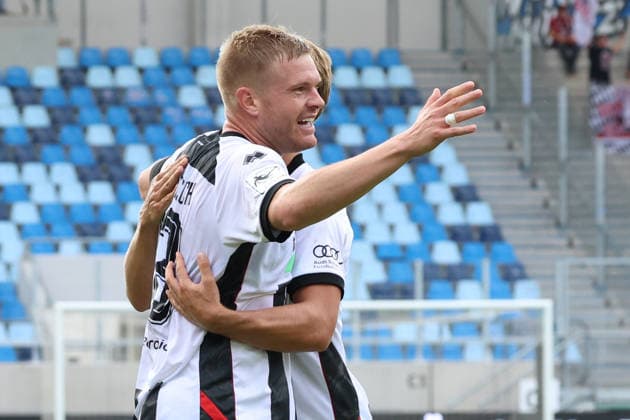 12.09.2026, xrekx, Fussball 3.Liga, 1.FC Saarbruecken - FC Ingolstadt 04 v.l. Torjubel nach dem Tor zum celebrating the goal celebrate 0:1 durch Lars Lokotsch (FC Ingolstadt 04) Saarbruecken