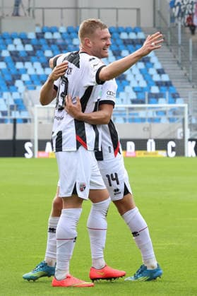 12.09.2026, xrekx, Fussball 3.Liga, 1.FC Saarbruecken - FC Ingolstadt 04 v.l. Torjubel nach dem Tor zum celebrating the goal celebrate 0:1 durch Lars Lokotsch (FC Ingolstadt 04) Saarbruecken