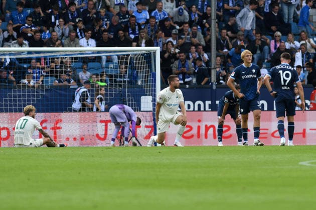 Doni Arifi (Greuther Fuerth) enttaeuscht waehrend des Spiels der 2. Bundesliga zwischen VfL Bochum und SpVgg Greuther Fuerth, Vonovia Ruhrstadion am 12. September 2026 in Bochum, Deutschland. (Foto von Ralf Treese DeFodi Images) +++ Doni Arifi (Greuther Fuerth) looks dejected during the 2nd Bundesliga match between VfL Bochum and SpVgg Greuther Fuerth at Vonovia Ruhrstadion on September 12, 2026 in Bochum, Germany. (Photo by Ralf Treese DeFodi Images) DFB DFL REGULATIONS PROHIBIT ANY USE OF PHOTOGRAPHS AS IMAGE SEQUENCES AND OR QUASI-VIDEO. (Photo by Ralf Treese DeFodi Images) - *** Doni Arifi of Greuther Fürth looks dejected during the 2. Bundesliga match between VfL Bochum and SpVgg Greuther Fürth at the Vonovia Ruhrstadion on September 12, 2026, in Bochum, Germany. Photo by Ralf Treese, DeFodi Images. Doni Arifi of Greuther Fürth looks dejected during the 2nd Bundesliga match between VfL Bochum and SpVgg Greuther Fürth at Vonovia Ruhrstadion on September 12, 2026 in Bochum, Germany. Photo by Ralf Treese, DeFodi Images. DFB and DFL regulations prohibit any use of photographs as image sequences and or quasi-video. Photo by Ralf Treese, DeFodi Images.
