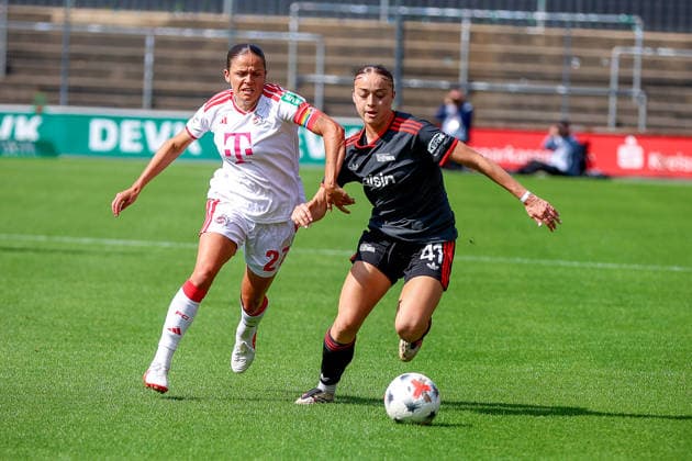 12.09.2026, xsscx, Frauen Fußball, 1. FC Köln - 1. FC Union Berlin, 1. Fußball Bundesliga, 4. Spieltag, Franz-Kremer-Stadion, Saison 2027 2027: Laura Feiersinger (1. FC Köln 27) im Zweikampf gegen Lia Kamber (Union Berlin 41) DFB regulations prohibit any use of photographs as image sequences and or quasi-video. Photo: xSandraxScherningxPressefotoKochx Nordrhein-Westfalen Deutschland *** September 12, 2026, xsscx, Women s Soccer, 1. FC Köln vs. 1. FC Union Berlin, Bundesliga 1, Matchday 4, Franz Kremer Stadium, 2027–2027 Season: Laura Feiersinger of 1 FC Köln (27) battles for the ball against Lia Kamber of Union Berlin (41). DFB regulations prohibit any use of photographs as image sequences and or quasi-video. Photo: xSandraxScherningxPressefotoKochx, North Rhine-Westphalia, Germany