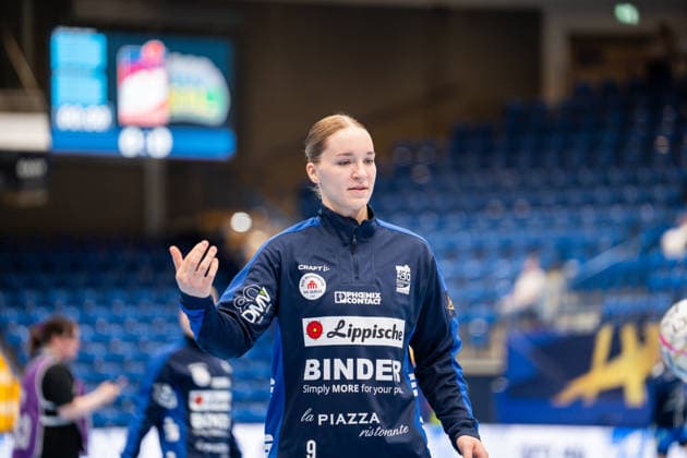 HSG Blomberg-Lippe (GER) vs. Storhamar Handball Elite (NOR), Handball, EHF Champions League Women, Gruppenphase, 12.9.2026, Saision 2026 2027, Lemgo Nieke Kuehne (HSG Blomberg-Lippe, 09) beim Aufwaermen Lemgo Phoenix Contact Arena Deutschland