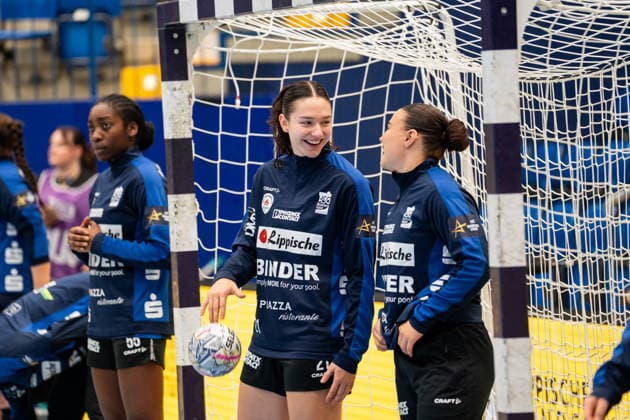 HSG Blomberg-Lippe (GER) vs. Storhamar Handball Elite (NOR), Handball, EHF Champions League Women, Gruppenphase, 12.9.2026, Saision 2026 2027, Lemgo Nuria Bucher (HSG Blomberg-Lippe, 21) beim Aufwaermen Lemgo Phoenix Contact Arena Deutschland