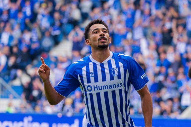 Deutschland: 2.Bundesliga, Saison 2026 2027, 12.09.2026, 5. Spieltag,1.FC Magdeburg vs 1. FC Kaiserslautern, Avnet Arena : Torjubel nach dem Tor zum 3:0 für 1.FC Magdeburg durch Torschütze Emmanuel Iyoha (1.FC Magdeburg, 8) *** Germany 2. Bundesliga, 2026–2027 Season, September 12, 2026, Matchday 5, 1. FC Magdeburg vs. 1. FC Kaiserslautern, Avnet Arena: Celebrations after 1. FC Magdeburg’s 3–0 goal scored by Emmanuel Iyoha, 1. FC Magdeburg, 8 Copyright: xMichellexLukax