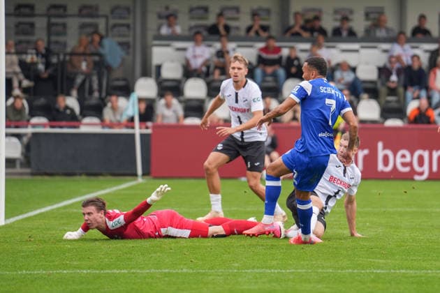 Deutschland: Fussball, 3. Liga, 5. Spieltag, Sportclub Arena Verl, SC Verl vs. SV Meppen: Oliver Schmitt (SV Meppen, 7) Tor zum 1:0 für den SV Meppen. Jubel, Freude. Copyright: xMichelxWittex