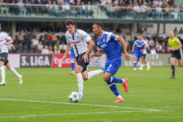 Deutschland: Fussball, 3. Liga, 5. Spieltag, Sportclub Arena Verl, SC Verl vs. SV Meppen: Oliver Schmitt (SV Meppen, 7) Copyright: xMichelxWittex