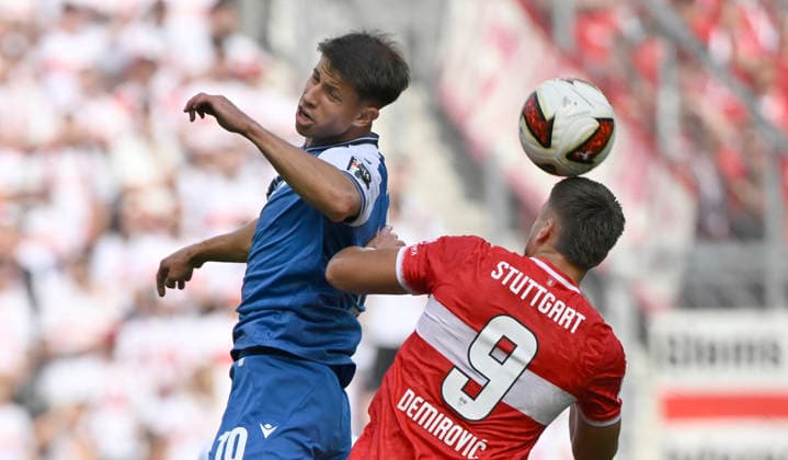 Kopfballduell Zweikampf Aktion Ermedin Demirovic VfB Stuttgart (09) gegen Adam Hlozek TSG 1899 Hoffenheim (10) TSG 1899 Hoffenheim vs VfB Stuttgart 12.09.2026 DFL REGULATIONS PROHIBIT ANY USE OF PHOTOGRAPHS AS IMAGE SEQUENCES AND OR QUASI-VIDEO TSG 1899 Hoffenheim vs VfB Stuttgart *** Heading duel, tackle, action: Ermedin Demirovic (VfB Stuttgart 09) vs. Adam Hlozek (TSG 1899 Hoffenheim) 10, TSG 1899 Hoffenheim vs. VfB Stuttgart, September 12, 2026. DFL REGULATIONS PROHIBITANY USE OF PHOTOGRAPHS AS IMAGE SEQUENCES AND OR QUASI-VIDEO TSG 1899 Hoffenheim vs. VfB Stuttgart