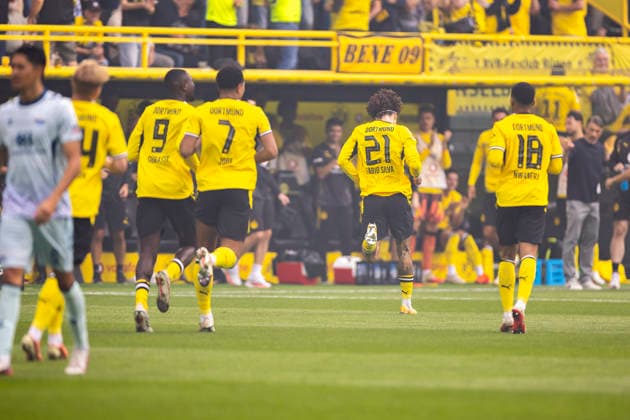 12.09.2026, Fussball, 3. Spieltag der 1. Fussball Bundesliga, Borussia Dortmund - SC Paderborn. Fabio Silva (Borussia Dortmund) bejubelt das Tor zum 1:0. Dortmund Signal Iduna Park NRW Deutschland xRHR-FOTO DEx *** September 12, 2026, Soccer, Matchday 3 of the 1st Bundesliga, Borussia Dortmund vs. SC Paderborn, Fabio Silva of Borussia Dortmund celebrates the goal that made it 1–0, Dortmund, Signal Iduna Park, North Rhine-Westphalia, Germany, xRHR PHOTO DEx Copyright: DennisxEwert RHR-FOTOx RHR-FOTO DE
