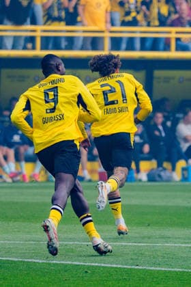 1. Bundesliga, 3. Spieltag, Borussia Dortmund vs. SC Paderborn 07 am 12.09.2026 Tor zum 1:0 durch Fabio Silva mit Serhou Guirassy *** Bundesliga Matchday 3, Borussia Dortmund vs. SC Paderborn 07 on September 12, 2026. Goal to make it 1–0 by Fabio Silva, assisted by Serhou Guirassy Copyright: xBahhoxKarax