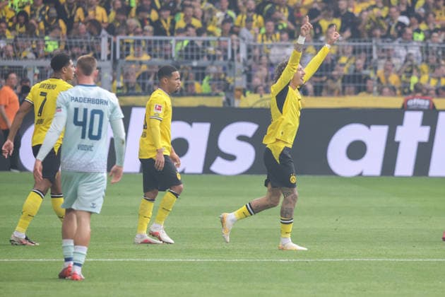 12.09.2026, xgrfx, Fussball 1.Bundesliga, Borussia Dortmund - SC Paderborn 07 v.l. Tor, Fabio Silva zum 1:0 (Borussia Dortmund) (DFL DFB REGULATIONS PROHIBIT ANY USE OF PHOTOGRAPHS as IMAGE SEQUENCES and or QUASI-VIDEO) Dortmund *** September 12, 2026, xgrfx, Soccer, Bundesliga 1, Borussia Dortmund vs. SC Paderborn 07, goal, Fabio Silva scores the 1–0 goal for Borussia Dortmund. DFL and DFB regulations prohibit any use of photographs as image sequences and or quasi-video. Dortmund