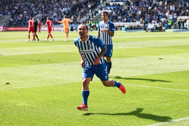 Torjubel - Torschütze Baris Atik (1. FC Magdeburg,23) trifft zum 3-0, das Tor wird nach Videoüberprüfung von Referee Marc Philip Eckermann wegen eines vorherigen Foulspiels aberkannt - 2. Fußball Bundesliga Saison 2026-2027 1. FC Magdeburg vs 1. FC Kaiserslautern in der Avnet Arena in Magdeburg - Aktion,Fußball,Mann,Männer,Deutschland,12.09.2026 *** Goal celebration: Scorer Baris Atik of 1 FC Magdeburg, 23, scores to make it 3–0, but the goal is disallowed by referee Marc Philip Eckermann following a video review due to a previous foul, 2nd Bundesliga, 2026–2027 season, 1 FC Magdeburg vs. 1 FC Kaiserslautern at the Avnet Arena in Magdeburg; action, soccer, man,Men, Germany, September 12, 2026