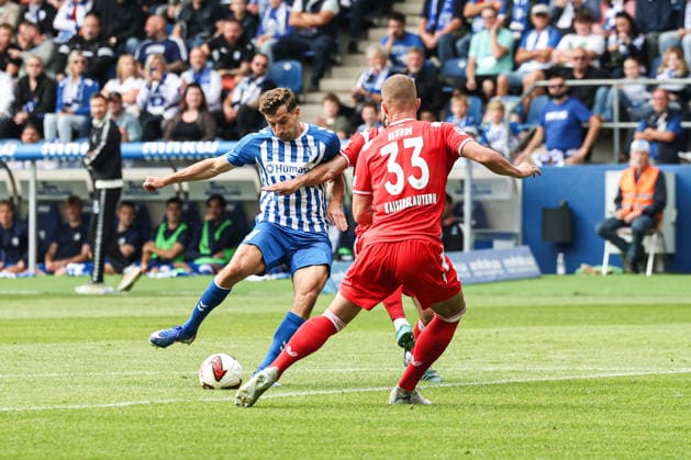 Torschütze Alexander Nollenberger (1. FC Magdeburg,17) trifft zum 2-0 - 2. Fußball Bundesliga Saison 2026-2027 1. FC Magdeburg vs 1. FC Kaiserslautern in der Avnet Arena in Magdeburg - Aktion,Fußball,Mann,Männer,Deutschland,12.09.2026 *** Goal scorer Alexander Nollenberger of 1. FC Magdeburg, 17, scores to make it 2–0 in the 2026–2027 Bundesliga season during the match between 1. FC Magdeburg and 1. FC Kaiserslautern at the Avnet Arena in Magdeburg. Action, soccer, man,Men, Germany, September 12, 2026