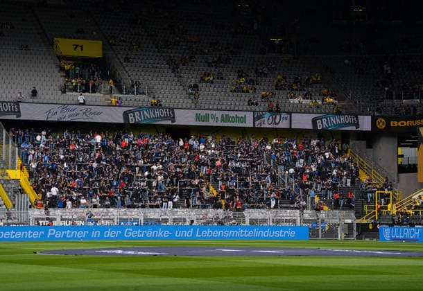 Fans des SC Paderborn 07 fuellen vor dem Spiel den Gaesteblock. GER, Borussia Dortmund vs SC Paderborn 07, 1. Bundesliga, 3. Spieltag, Saison 2026-27, Signal Iduna Park, Dortmund, 12.09.2026 DFL REGULATIONS PROHIBIT ANY USE OF PHOTOGRAPHS AS IMAGE SEQUENCES AND OR QUASI-VIDEO GER, Borussia Dortmund vs SC Paderborn 07, 1. Bundesliga, 3. Spieltag, Saison 2026-27, 12.09.2026 Dortmund *** SC Paderborn 07 fans fill the visitors section before the game GER, Borussia Dortmund vs. SC Paderborn 07, Bundesliga 1, Matchday 3, 2026–27 season, Signal Iduna Park, Dortmund, September 12, 2026. DFL regulations prohibit any use of photographs as image sequences and or quasi-video. GER, Borussia Dortmund vs. SC Paderborn 07, Bundesliga 1, Matchday 3, 2026–27 season, September 12, 2026, Dortmund Copyright: xEibner-Pressefoto ScottxColemanx EP_SCN