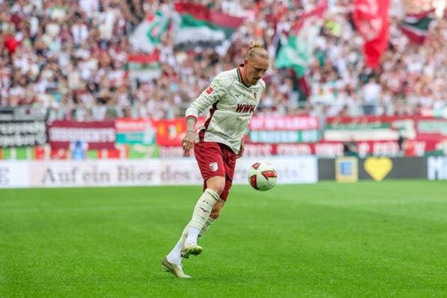 Marius Wolf (FC Augsburg, 27), GER, FC Augsburg vs. Bayer 04 Leverkusen, Fussball, Bundesliga, 3. Spieltag, Saison 2026 2027, 12.09.2026, DFL DFB REGULATIONS PROHIBIT ANY USE OF PHOTOGRAPHS as IMAGE SEQUENCES and or QUASI-VIDEO, GER, FC Augsburg vs. Bayer 04 Leverkusen, Fussball, Bundesliga, 3. Spieltag, Saison 2026 2027, 12.09.2026 Augsburg *** Marius Wolf, FC Augsburg, 27, GER, FC Augsburg vs. Bayer 04 Leverkusen, Soccer, Bundesliga, Matchday 3, 2026–2027 Season, September 12, 2026, DFL and DFB regulations prohibit any use of photographs as image sequences and or quasi-video, GER, FC Augsburg vs. Bayer 04 Leverkusen, Soccer, Bundesliga, Matchday 3, 2026–2027 Season, September 12, 2026, Augsburg Copyright: xEibner-Pressefoto JennixMaulx EP_JML