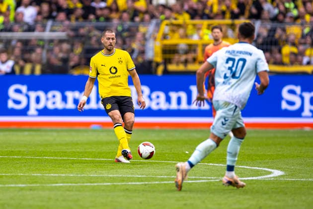 12.09.2026, Fussball, 3. Spieltag der 1. Fussball Bundesliga, Borussia Dortmund - SC Paderborn. Waldemar Anton (Borussia Dortmund). Dortmund Signal Iduna Park NRW Deutschland xRHR-FOTO DEx *** September 12, 2026, Soccer, Matchday 3 of the 1st Bundesliga, Borussia Dortmund vs. SC Paderborn, Waldemar Anton, Borussia Dortmund, Signal Iduna Park, North Rhine-Westphalia, Germany, xRHR, PHOTO DEx Copyright: DennisxEwert RHR-FOTOx RHR-FOTO DE