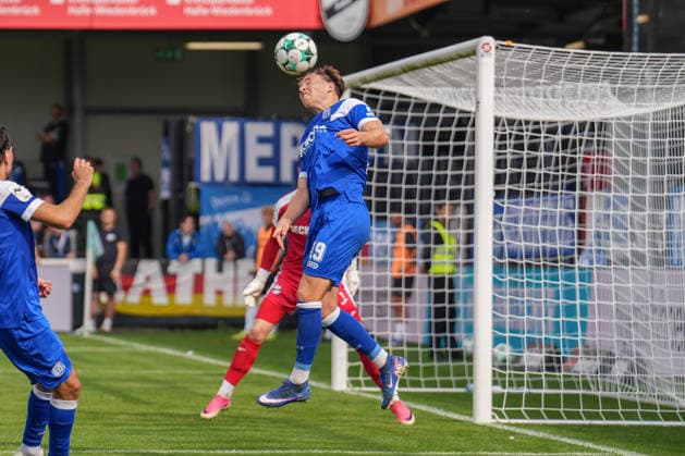 Deutschland: Fussball, 3. Liga, 5. Spieltag, Sportclub Arena Verl, SC Verl vs. SV Meppen: Luis Sprekelmeyer (SV Meppen, 19) Copyright: xMichelxWittex