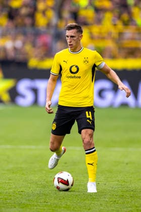 12.09.2026, Fussball, 3. Spieltag der 1. Fussball Bundesliga, Borussia Dortmund - SC Paderborn. Nico Schlotterbeck (Borussia Dortmund). Dortmund Signal Iduna Park NRW Deutschland xRHR-FOTO DEx *** September 12, 2026, Soccer, Matchday 3 of the 1st Bundesliga, Borussia Dortmund vs. SC Paderborn, Nico Schlotterbeck, Borussia Dortmund, Dortmund, Signal Iduna Park, North Rhine-Westphalia, Germany, xRHR, PHOTO DEx Copyright: DennisxEwert RHR-FOTOx RHR-FOTO DE