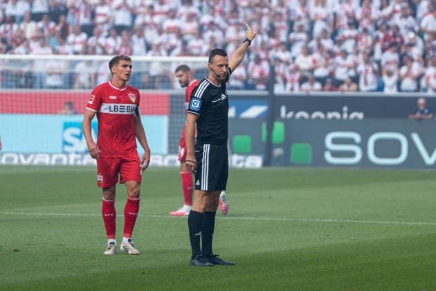 Fussball: 1. Bundesliga, 3. Spieltag, TSG Hoffenheim - VfB Stuttgart am 12.09.2026 in Sinsheim (SNP Arena), Deutschland, Saison 2026 2027: Sven Jablonski (Bremen) Sinsheim SNP Arena Deutschland *** Soccer, Bundesliga 1, Matchday 3, TSG Hoffenheim vs. VfB Stuttgart on September 12, 2026, at the SNP Arena in Sinsheim, Germany, 2026–2027 Season, Sven Jablonski, Bremen, Sinsheim, SNP Arena, Germany Copyright: xPhilippxImhofx