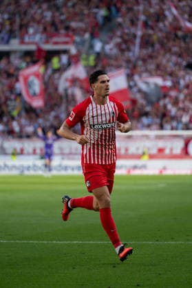 12.09.2026, xjyhynx, Fussball 1.Bundesliga, SC Freiburg - Borussia Mönchengladbach v.l., Torjubel zum Treffer zum 2:0 durch Igor Matanovic (31, SC Freiburg) (DFL DFB REGULATIONS PROHIBIT ANY USE OF PHOTOGRAPHS as IMAGE SEQUENCES and or QUASI-VIDEO) Freiburg *** September 12, 2026, xjyhynx, Soccer, Bundesliga 1, SC Freiburg vs. Borussia Mönchengladbach, goal celebration following Igor Matanovic’s 2–0 goal in the 31st minute, SC Freiburg. DFL and DFB regulations prohibit any use of photographs as image sequences and or quasi-video. Freiburg