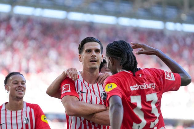 Igor Matanovic (SC Freiburg, 31) Torjubel, Emotionen, Torschuss, Abschluss, Torerfolg, Tor, Treffer , Deutschland, Fussball, 1. Bundesliga, 3.Spieltag, 2026 2027, SC Freiburg vs. Borussia Mönchengladbach, 12.09.2026, Europa-Park Stadion, Freiburg Freiburg Europa-Park Stadion Baden-Württemberg Deutschland *** Igor Matanovic, SC Freiburg, 31, goal celebration, emotions, shot on goal, finish, goal scored, goal, strike, Germany, soccer, Bundesliga 1, Matchday 3, 2026–2027, SC Freiburg vs. Borussia Mönchengladbach, September 12, 2026, Europa-Park Stadium, Freiburg, Freiburg, Europa-Park Stadium, Baden-Württemberg, Germany Copyright: xArnexAmbergx