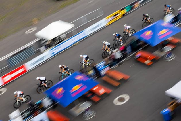 12.09.2026, GER, Radsport Gravel, Saison 26, Maenner Frauen, Rennsteig Gravel German Gravel League Gesamt 504 gemeldete Teilnehmer gingen auf die 52km, 78km, 104km sowie auf die 130km lange Distanz. Start Ziel stellte dabei die Kulisse der Biathlon Arena am Rennsteig. 98559 Oberhof LOTTO Thüringen ARENA am Renns Thüringen Deutschland