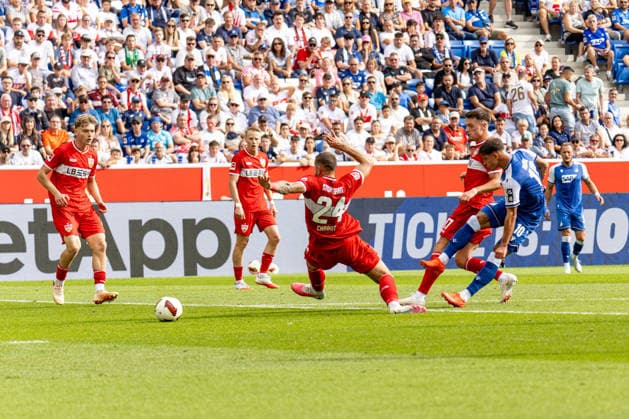 12.09.2026, xdaymx, Fussball 1.Bundesliga, TSG 1899 Hoffenheim - VfB Stuttgart. vl. Jeff Chabot (VfB Stuttgart) versucht den Torschuss von Adam Hlozek (TSG Hoffenheim) vergeblich abzuwehren, auf der Linie rettet jedoch Fabian Bredlow (VfB Stuttgart). (DFL DFB REGULATIONS PROHIBIT ANY USE OF PHOTOGRAPHS as IMAGE SEQUENCES and or QUASI-VIDEO) Sinsheim *** September 12, 2026, xdaymx, Soccer 1. Bundesliga, TSG 1899 Hoffenheim vs. VfB Stuttgart, referee Jeff Chabot. VfB Stuttgart tries in vain to block Adam Hlozek’s shot for TSG Hoffenheim, but Fabian Bredlow of VfB Stuttgart makes a save on the line. DFL DFB REGULATIONS PROHIBIT ANY USE OF PHOTOGRAPHS AS IMAGE SEQUENCES AND OR QUASI-VIDEO Sinsheim