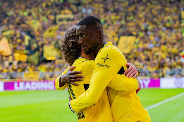 1. Bundesliga, 3. Spieltag, Borussia Dortmund vs. SC Paderborn 07 am 12.09.2026 VAR beim Tor zum 2:0 durch Serhou Guirassy mit Fabio Silva *** Bundesliga 1, Matchday 3, Borussia Dortmund vs. SC Paderborn 07 on September 12, 2026: VAR review of Serhou Guirassy s goal to make it 2-0, assisted by Fabio Silva Copyright: xBahhoxKarax