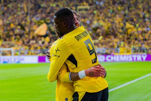 1. Bundesliga, 3. Spieltag, Borussia Dortmund vs. SC Paderborn 07 am 12.09.2026 VAR beim Tor zum 2:0 durch Serhou Guirassy mit Fabio Silva *** Bundesliga 1, Matchday 3, Borussia Dortmund vs. SC Paderborn 07 on September 12, 2026: VAR review of Serhou Guirassy s goal to make it 2-0, assisted by Fabio Silva Copyright: xBahhoxKarax