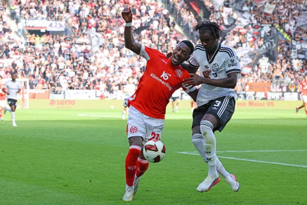 Mainz, Deutschland 12. September 2026: 1. BL - 2026 2027 - Sp. 3 - 1. FSV Mainz 05 gegen Eintracht Frankfurt Im Bild: v. li. im Zweikampf Sheraldo Becker (FSV) gegen Lilian Brassier (Eintracht). DFL regulations prohibit any use of photographs as image sequences and or quasi-video Mewa Arena Rheinland - Pfalz *** Mainz, Germany September 12, 2026 Bundesliga 2026–2027 Matchday 3: FSV Mainz 05 vs. Eintracht Frankfurt Pictured, from left, in a tackle: Sheraldo Becker (FSV) vs. Lilian Brassier (Eintracht). DFL regulations prohibit any use of photographs as image sequences and or quasi-video Mewa Arena, Rhineland-Palatinate Copyright: xFotostandx xRacochax