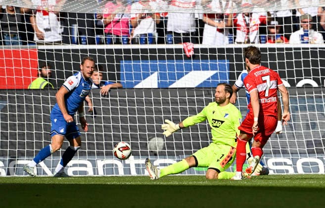 TOR zum 1:1 Maximilian Mittelstaedt VfB Stuttgart (07) Torschuss Aktion Torchance gegen Torwart Oliver Baumann TSG 1899 Hoffenheim (01) Vladimir Coufal TSG 1899 Hoffenheim (34) TSG 1899 Hoffenheim vs VfB Stuttgart 12.09.2026 DFL REGULATIONS PROHIBIT ANY USE OF PHOTOGRAPHS AS IMAGE SEQUENCES AND OR QUASI-VIDEO TSG 1899 Hoffenheim vs VfB Stuttgart *** GOAL: 1-1 Maximilian Mittelstaedt, VfB Stuttgart 07; Shot on goal; Scoring chance against goalkeeper Oliver Baumann, TSG 1899 Hoffenheim 01; Vladimir Coufal, TSG 1899 Hoffenheim 34; TSG 1899 Hoffenheim vs. VfB Stuttgart September 12, 2026 DFL regulations prohibit any use of photographs as image sequences and or quasi-video TSG 1899 Hoffenheim vs. VfB Stuttgart