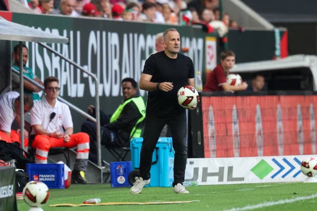 Manuel Baum (FC Augsburg, Chef-Trainer), GER, FC Augsburg vs. Bayer 04 Leverkusen, Fussball, Bundesliga, 3. Spieltag, Saison 2026 2027, 12.09.2026, DFL DFB REGULATIONS PROHIBIT ANY USE OF PHOTOGRAPHS as IMAGE SEQUENCES and or QUASI-VIDEO, GER, FC Augsburg vs. Bayer 04 Leverkusen, Fussball, Bundesliga, 3. Spieltag, Saison 2026 2027, 12.09.2026 Augsburg *** Manuel Baum, FC Augsburg, Head Coach, GER, FC Augsburg vs. Bayer 04 Leverkusen, Soccer, Bundesliga, Matchday 3, 2026–2027 Season, September 12, 2026, DFL and DFB regulations prohibit any use of photographs as image sequences and or quasi-video, GER, FC Augsburg vs. Bayer 04 Leverkusen, Soccer, Bundesliga, Matchday 3, 2026–2027 season, September 12, 2026, Augsburg Copyright: xEibner-Pressefoto JennixMaulx EP_JML