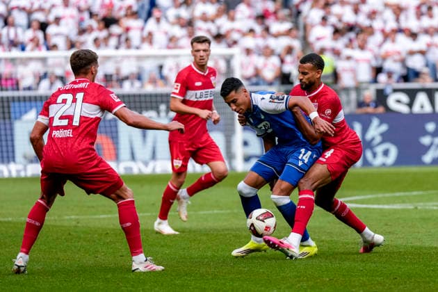 v.li.: Grischa Prömel (VfB, 21), Adam Daghim (Hoffenheim, 14), Josha Vagnoman (VfB, 4), Zweikampf, Spielszene, Duell, duel, tackle, tackling, Dynamik, Action, Aktion, 12.09.2026, Sinsheim (Deutschland), Fussball, Bundesliga, TSG 1899 Hoffenheim - VfB Stuttgart, DFB DFL REGULATIONS PROHIBIT ANY USE OF PHOTOGRAPHS AS IMAGE SEQUENCES AND OR QUASI-VIDEO. *** v li Grischa Prömel VfB, 21, Adam Daghim Hoffenheim, 14, Josha Vagnoman VfB, 4, tackle, game scene, duel, tackle, tackling, dynamic, action, 12 09 2026, Sinsheim, Germany, soccer, Bundesliga, TSG 1899 Hoffenheim vs. VfB Stuttgart, DFB and DFL regulations prohibit any use of photographs as image sequences and or quasi-video xozx