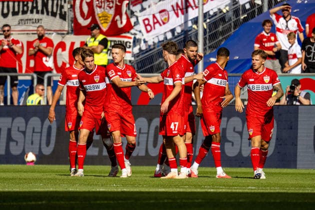 12.09.2026, xdaymx, Fussball 1.Bundesliga, TSG 1899 Hoffenheim - VfB Stuttgart. Stuttgarter Mannschaft jubelt nach dem 1:1 Ausgleich von Maximilian Mittelstädt (VfB Stuttgart). (DFL DFB REGULATIONS PROHIBIT ANY USE OF PHOTOGRAPHS as IMAGE SEQUENCES and or QUASI-VIDEO) Sinsheim *** September 12, 2026, xdaymx, Soccer, Bundesliga 1, TSG 1899 Hoffenheim vs. VfB Stuttgart: The Stuttgart team celebrates after Maximilian Mittelstädt’s 1–1 equalizer. VfB Stuttgart. DFL. DFB. REGULATIONS PROHIBIT ANY USE OF PHOTOGRAPHS as IMAGE SEQUENCES and or QUASI-VIDEO.heim