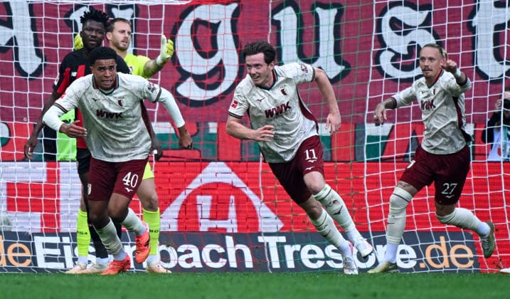 12.09.2026, xemx, Fussball 1.Bundesliga, FC Augsburg - Bayer 04 Leverkusen v.l. Michael Gregoritsch (FC Augsburg) Jubel, Torjubel, celebrate the goal, jubelt ueber das Tor zum 2:1 (DFL DFB REGULATIONS PROHIBIT ANY USE OF PHOTOGRAPHS as IMAGE SEQUENCES and or QUASI-VIDEO) Augsburg *** September 12, 2026, xemx, Soccer, Bundesliga 1, FC Augsburg vs. Bayer 04 Leverkusen – Michael Gregoritsch of FC Augsburg celebrates, Goal celebration, celebrating the goal, celebrating the 2–1 goal DFL DFB REGULATIONS PROHIBIT ANY USE OF PHOTOGRAPHS as IMAGE SEQUENCES and or QUASI-VIDEO Augsburg
