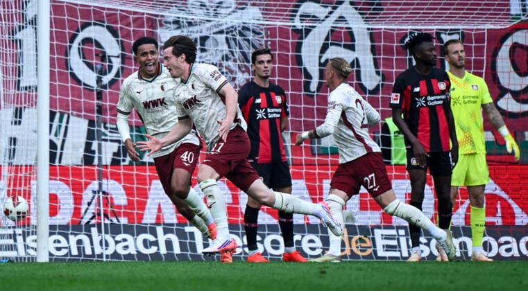 12.09.2026, xemx, Fussball 1.Bundesliga, FC Augsburg - Bayer 04 Leverkusen v.l. Michael Gregoritsch (FC Augsburg) Jubel, Torjubel, celebrate the goal, jubelt ueber das Tor zum 2:1 (DFL DFB REGULATIONS PROHIBIT ANY USE OF PHOTOGRAPHS as IMAGE SEQUENCES and or QUASI-VIDEO) Augsburg *** September 12, 2026, xemx, Soccer, Bundesliga 1, FC Augsburg vs. Bayer 04 Leverkusen – Michael Gregoritsch of FC Augsburg celebrates, Goal celebration, celebrating the goal, celebrating the 2–1 goal DFL DFB REGULATIONS PROHIBIT ANY USE OF PHOTOGRAPHS as IMAGE SEQUENCES and or QUASI-VIDEO Augsburg