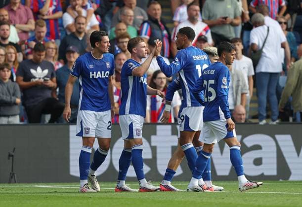 Premier League - Crystal Palace v Ipswich Town LONDON, ENGLAND, SEPTEMBER 12: GOAL 2-1, Leif Davis of Ipswich Town goal celebration with Emersonn of Ipswich Town after scoring a goal to put Ipswich Town 2-1 ahead during The Premier League match between Crystal Palace v Ipswich Town at Selhurst Park Stadium, London, England, on September 12. (Photo by Daniel Weir) London Selhurst Park Stadium England Copyright: xDanielxWeir SportsxPressxPhotox Sportspressphoto_SPR228667