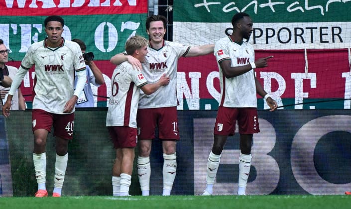 12.09.2026, xemx, Fussball 1.Bundesliga, FC Augsburg - Bayer 04 Leverkusen v.l. Michael Gregoritsch (FC Augsburg) Jubel, Torjubel, celebrate the goal, jubelt ueber das Tor zum 2:1 (DFL DFB REGULATIONS PROHIBIT ANY USE OF PHOTOGRAPHS as IMAGE SEQUENCES and or QUASI-VIDEO) Augsburg *** September 12, 2026, xemx, Soccer, Bundesliga 1, FC Augsburg vs. Bayer 04 Leverkusen – Michael Gregoritsch of FC Augsburg celebrates, Goal celebration, celebrating the goal, celebrating the 2–1 goal DFL DFB REGULATIONS PROHIBIT ANY USE OF PHOTOGRAPHS as IMAGE SEQUENCES and or QUASI-VIDEO Augsburg