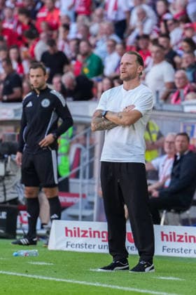1. Bundesliga: SC Freiburg vs Borussia Mönchengladbach, 12.09.2026 Eugen PolaÅ ski (Borussia Mönchengladbach, Trainer) 1. Bundesliga: SC Freiburg vs Borussia Mönchengladbach, Europa-Park-Stadion, 12.09.2026 DFB DFL REGULATIONS PROHIBIT ANY USE OF PHOTOGRAPHS AS IMAGE SEQUENCES AND OR QUASI-VIDEO. *** 1 Bundesliga: SC Freiburg vs. Borussia Mönchengladbach, September 12, 2026; Eugen PolaÅ ski, Borussia Mönchengladbach, Coach; 1 Bundesliga: SC Freiburg vs. Borussia Mönchengladbach, Europa-Park Stadium, September 12, 2026 DFB and DFL regulations prohibit any use of photographs as image sequences and or quasi-video. Copyright: xBEAUTIFULxSPORTS Boscox