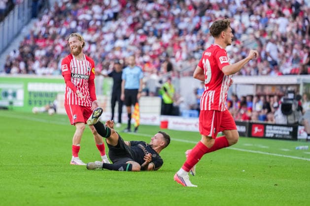 1. Bundesliga: SC Freiburg vs Borussia Mönchengladbach, 12.09.2026 Zweikampf zwischen Jan-Niklas Beste (SC Freiburg, 19) und Kevin Stöger (Borussia Mönchengladbach, 7) 1. Bundesliga: SC Freiburg vs Borussia Mönchengladbach, Europa-Park-Stadion, 12.09.2026 DFB DFL REGULATIONS PROHIBIT ANY USE OF PHOTOGRAPHS AS IMAGE SEQUENCES AND OR QUASI-VIDEO. *** 1 Bundesliga: SC Freiburg vs. Borussia Mönchengladbach, September 12, 2026. A duel between Jan Niklas Beste (SC Freiburg, No. 19) and Kevin Stöger (Borussia Mönchengladbach, No. 7). 1 Bundesliga: SC Freiburg vs. Borussia Mönchengladbach, Europa-Park Stadium, September 12, 2026 DFB and DFL regulations prohibit any use of photographs as image sequences and or quasi-video. Copyright: xBEAUTIFULxSPORTS Boscox