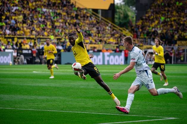 Serhou Guirassy 9 (Borussia Dortmund), Borussia Dortmund vs. SC Paderborn 07, Fussball, 1. Bundesliga, 03. Spieltag, 12.09.2026 DFB regulations prohibit any use of photographs as image sequences and or quasi-video Dortmund Nordrhein-Westfalen Deutschland *** Serhou Guirassy 9 Borussia Dortmund, Borussia Dortmund vs. SC Paderborn 07, Soccer, Bundesliga 1, Matchday 3, September 12, 2026. DFB regulations prohibit any use of photographs as image sequences and or quasi-video. Dortmund, North Rhine-Westphalia, Germany Copyright: xkolbert-press MarcxNiemeyerx