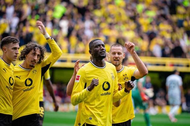 Serhou Guirassy 9 (Borussia Dortmund), Borussia Dortmund vs. SC Paderborn 07, Fussball, 1. Bundesliga, 03. Spieltag, 12.09.2026 DFB regulations prohibit any use of photographs as image sequences and or quasi-video Dortmund Nordrhein-Westfalen Deutschland *** Serhou Guirassy 9 Borussia Dortmund, Borussia Dortmund vs. SC Paderborn 07, Soccer, Bundesliga 1, Matchday 3, September 12, 2026. DFB regulations prohibit any use of photographs as image sequences and or quasi-video. Dortmund, North Rhine-Westphalia, Germany Copyright: xkolbert-press MarcxNiemeyerx