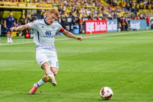 DORTMUND - Laurin Curda of SC Paderborn 07 during the Bundesliga match between Borussia Dortmund and SC Paderborn 07 at Signal Iduna Park on September 12, 2026 in Dortmund, Germany. MARCEL TER BALS ANP Bundesliga 2026 27 xVIxANPxSportx xMarcelxterxBalsxIVx 568305019 originalFilename: 568305019.jpg