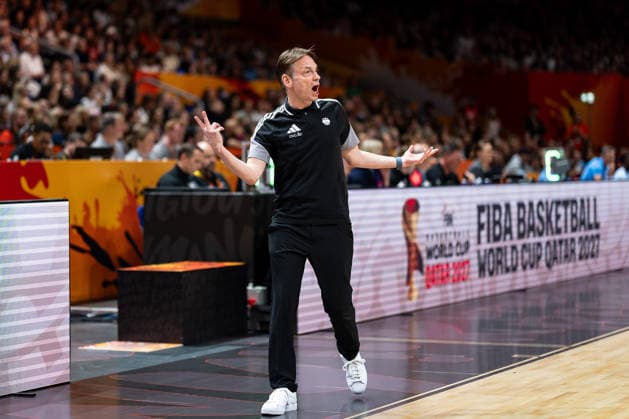 Olaf Lange (Deutschland, Trainer) Geste, sauer, GER, Frankreich vs. Deutschland, Basketball, FIBA Women s World Cup 2026, Halbfinale, 12.09.2026 GER, Frankreich vs. Deutschland, Basketball, FIBA Women s World Cup 2026, Halbfinale, 12.09.2026 Berlin Copyright: xEibner-Pressefoto MaxxVincenx EP_MVN