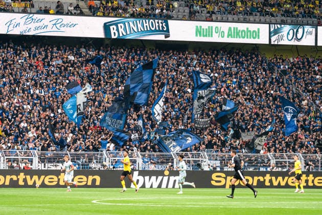 Deutschland: Bundesliga 2026 2027 3. Spieltag, Borussia Dortmund vs. SC Paderborn 07 , Samstag, 12.09.2026 Signal Iduna Park, Nordrhein-Westfalen Fans Zuschauer Stimmung Schal Auswärtsblock Gäste *** Germany Bundesliga 2026–2027, Matchday 3: Borussia Dortmund vs. SC Paderborn 07, Saturday, September 12, 2026, Signal Iduna Park, North Rhine-Westphalia, Fans, Spectators, Atmosphere, Scarves, Away Section, Visitors Copyright: xCelinaxLeiersx