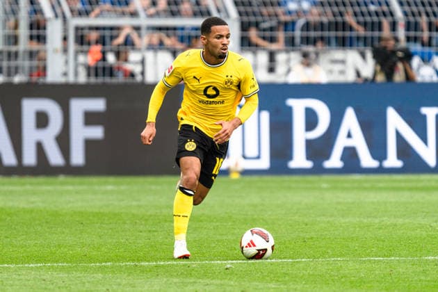 Deutschland: Bundesliga 2026 2027 3. Spieltag, Borussia Dortmund vs. SC Paderborn 07 , Samstag, 12.09.2026 Signal Iduna Park, Nordrhein-Westfalen Ethan Nwaneri (Borussia Dortmund, 18) *** Germany Bundesliga 2026–2027, Matchday 3: Borussia Dortmund vs. SC Paderborn 07, Saturday, September 12, 2026, Signal Iduna Park, North Rhine-Westphalia; Ethan Nwaneri, Borussia Dortmund, 18 Copyright: xCelinaxLeiersx