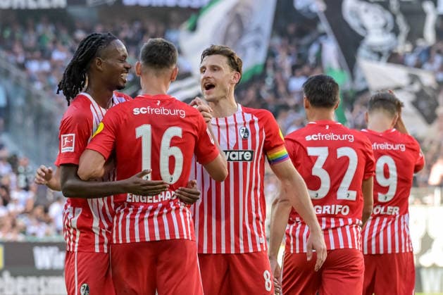 Jubel zum Tor zum 4:0 durch Yannik Engelhardt (SC Freiburg, 16) GER, SC Freiburg vs Bor. Moenchengladbach, Fussball, Bundesliga, 3. Spieltag, Saison 2026 2027, 12.09.2026 DFL DFB REGULATIONS PROHIBIT ANY USE OF PHOTOGRAPHS AS IMAGE SEQUENCES AND OR QUASI-VIDEO GER, SC Freiburg vs Bor. Moenchengladbach, Fussball, Bundesliga, 3. Spieltag, Saison 2026 2027, 12.09.2026 Freiburg *** Celebration of the 4-0 goal by Yannik Engelhardt, SC Freiburg, 16 GER, SC Freiburg vs. Borussia Mönchengladbach, Soccer, Bundesliga, Matchday 3, 2026–2027 season, September 12, 2026. DFL and DFB regulations prohibit any use of photographs as image sequences and or quasi-video. GER, SC Freiburg vs. Borussia Mönchengladbach, Soccer, Bundesliga, Matchday 3, 2026–2027 Season, September 12, 2026, Freiburg Copyright: xEibner-Pressefotox EP_THS