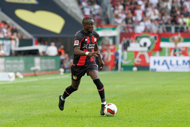 Moussa Diaby (19, Bayer 04 Leverkusen) beim Spiel zwischen FC Augsburg v Bayer 04 Leverkusen, Fussball, Herren, Bundesliga, 2026 2027, 3.Spieltag am 12.09.2026 in Augsburg, WWK ARENA. DFL and DFB regulations prohibit any use of photographs as image sequences and or quasi-video. Bayern Deutschland *** Moussa Diaby, 19, Bayer 04 Leverkusen, during the match between FC Augsburg and Bayer 04 Leverkusen, soccer, men’s, Bundesliga, 2026–2027, Matchday 3 on September 12, 2026, in Augsburg, WWK ARENA. DFL and DFB regulations prohibit any use of photographs as image sequences and or quasi-video. Bavaria, Germany