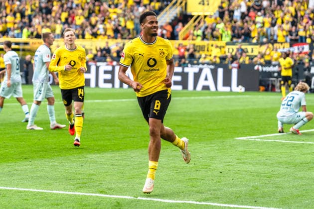 Deutschland: Bundesliga 2026 2027 3. Spieltag, Borussia Dortmund vs. SC Paderborn 07 , Samstag, 12.09.2026 Signal Iduna Park, Nordrhein-Westfalen Tor zum 2:0 durch Felix Nmecha (Borussia Dortmund, 8) Jubel Freude Emotionen Torjubel *** Germany Bundesliga 2026–2027, Matchday 3, Borussia Dortmund vs. SC Paderborn 07, Saturday, September 12, 2026, Signal Iduna Park, North Rhine-Westphalia; 2–0 goal by Felix Nmecha (Borussia Dortmund); 8: Cheering, joy, emotions, goal celebration Copyright: xCelinaxLeiersx