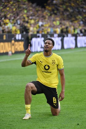 Jubel 2:0 Felix Nmecha (Borussia Dortmund) 12.09.2026, Fussball 1. Bundesliga, Saison 2026 2027, 3. Spieltag, Borussia Dortmund - SC Paderborn 07 DFL regulations prohibit any use of photographs as image sequences and or quasi-video Dortmund Signal Iduna Park Nordrhein Westfalen Deutschland *** Celebration 2-0 Felix Nmecha Borussia Dortmund September 12, 2026, Soccer 1st Bundesliga, 2026-2027 Season, Matchday 3, Borussia Dortmund vs. SC Paderborn 07. DFL regulations prohibit any use of photographs as image sequences and or quasi-video. Dortmund, Signal Iduna Park, North Rhine-Westphalia, Germany Team2
