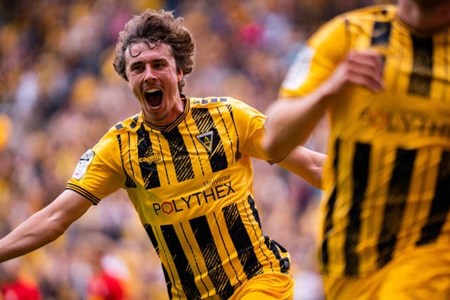 Louis Köster (Alemannia Aachen, 08) bejubelt das 1:0 durch Mika Schroers (Alemannia Aachen, 27) TSV Alemannia Aachen vs. SSV Jahn Regensburg, Fussball, 3. Liga, 5. Spieltag, Saison 2026 2027, 12.09.2026 DFB REGULATIONS PROHIBIT ANY USE OF PHOTOGRAPHS AS IMAGE SEQUENCES AND OR QUASI-VIDEO TSV Alemannia Aachen vs. SSV Jahn Regensburg, Fussball, 3. Liga, 5. Spieltag, Saison 2026 2027, 12.09.2026 Aachen Copyright: xEibner-Pressefoto J.xDerondeaux EP_JDU