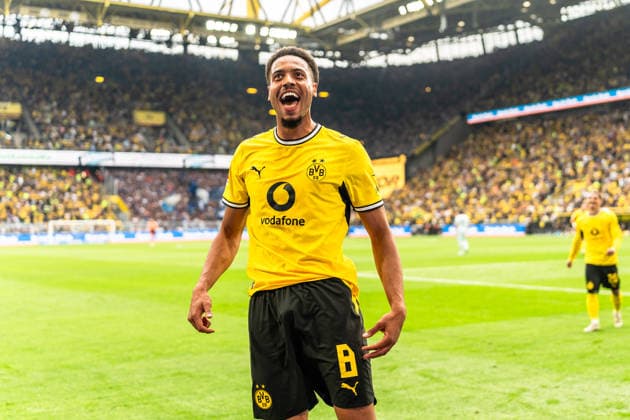 Deutschland: Bundesliga 2026 2027 3. Spieltag, Borussia Dortmund vs. SC Paderborn 07 , Samstag, 12.09.2026 Signal Iduna Park, Nordrhein-Westfalen Tor zum 3:0 durch Felix Nmecha (Borussia Dortmund, 8) Jubel Freude Emotionen Torjubel *** Germany Bundesliga 2026–2027, Matchday 3, Borussia Dortmund vs. SC Paderborn 07, Saturday, September 12, 2026, Signal Iduna Park, North Rhine-Westphalia; 3-0 goal by Felix Nmecha (Borussia Dortmund), 8; celebration, joy, emotions, goal celebration Copyright: xCelinaxLeiersx